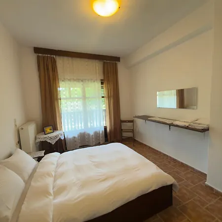 Hause Sogambros 2